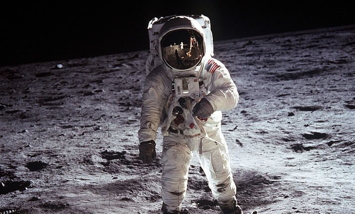 Poprvé na Měsíci: Před padesáti lety učinilo lidstvo obrovský skok