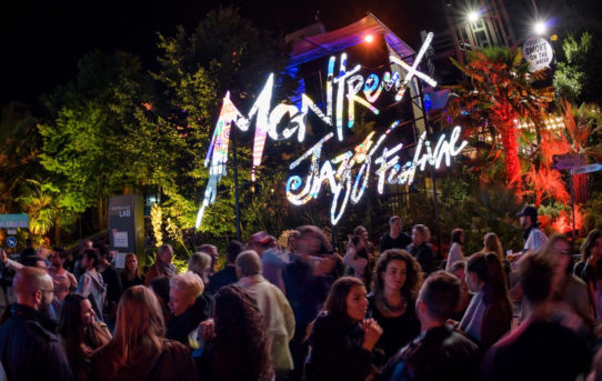 V Česku se pořádají autokoncerty a švýcarský Montreux Jazz Festival letos nabízí několik koncertů online