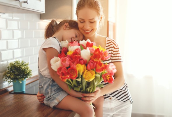 Den matek, Dia de la Madre, Muttertag. Dnes slaví maminky po celém světě