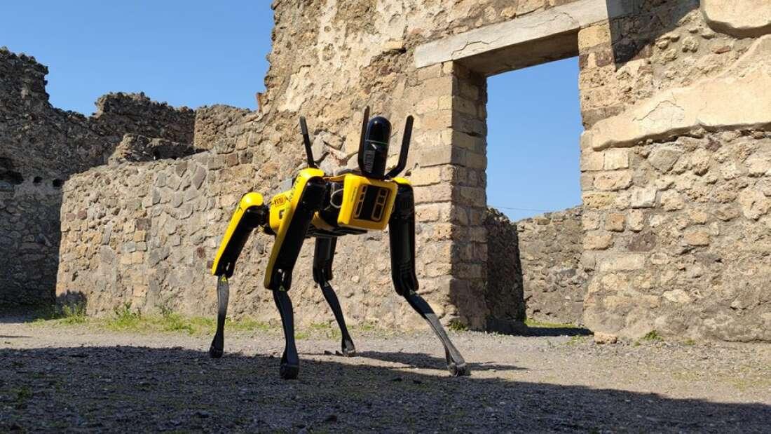 Pompeje hlídá čtyřnohý robo-pes