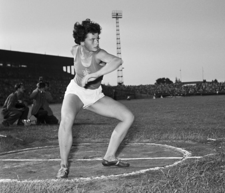 Olga Fikotová-Connolly: Vítězka z Melbourne 1956 a všestranná sportovkyně prožila aktivní život